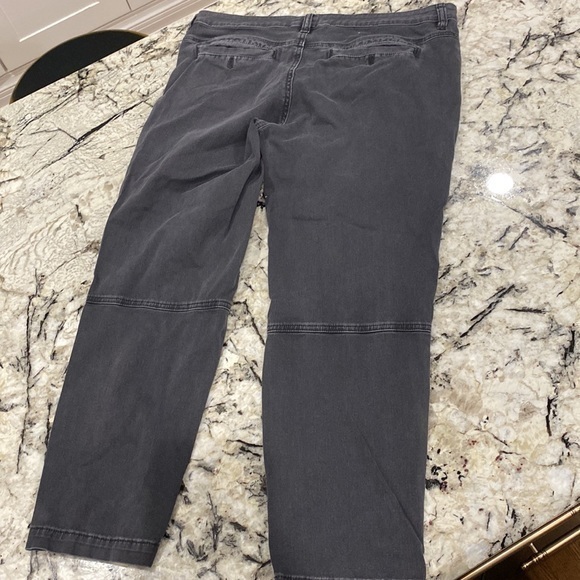 Prana‎ Dark Grey Jeans- size 10 - Picture 6 of 7